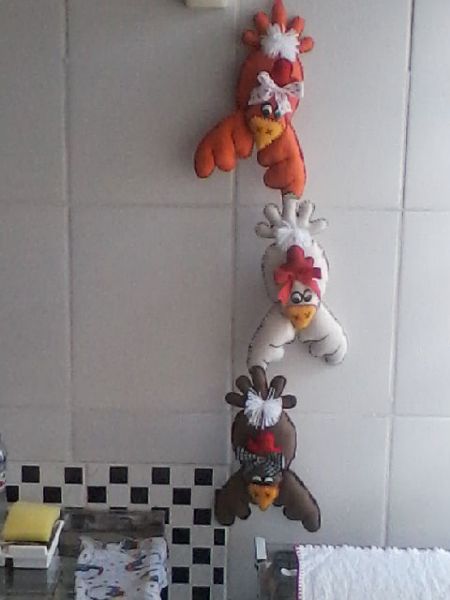móbile de galinha